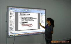 電子白板進(jìn)學(xué)校智能教學(xué)全普及開發(fā)區(qū)投資千萬購(gòu)置電子白板